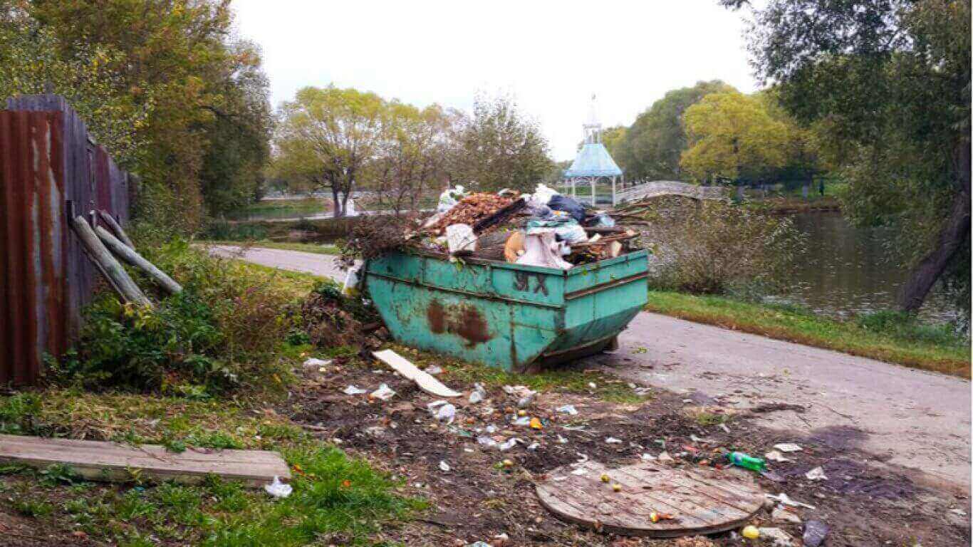 Свалка мусора на Кожурновке