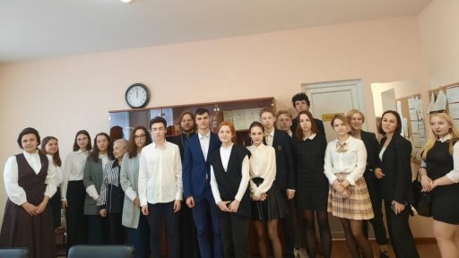 20 апреля в гимназии им. А.А. Пушкина города Бронницы прошёл круглый стол "Задай вопрос священнику "
