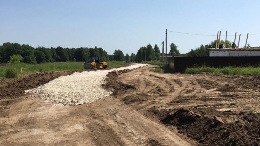 Начался ремонт автодороги к земельным участкам многодетных