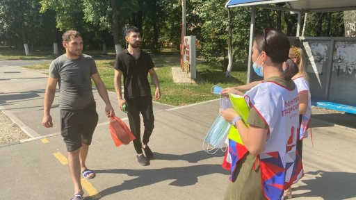 Активисты Бронницкого волонтерского отряд провели мониторинг соблюдения масочного режима
