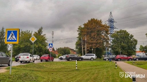 Пробка из-за Гимназии затрагивает Каширский, Пионерский и Комсомольский переулки